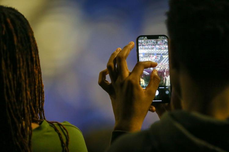 djr-2024-05-18-news-ths-GRAD-HM