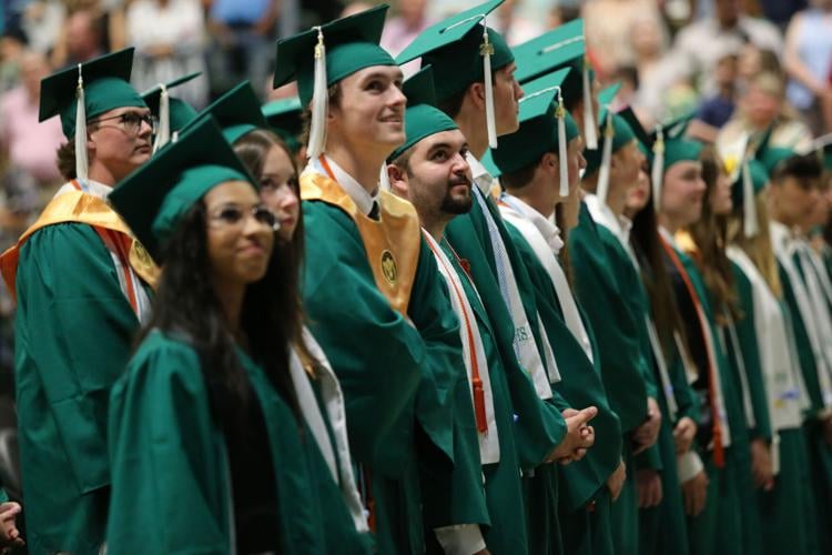 djr-2024-05-19-news-mhs-grad-hm